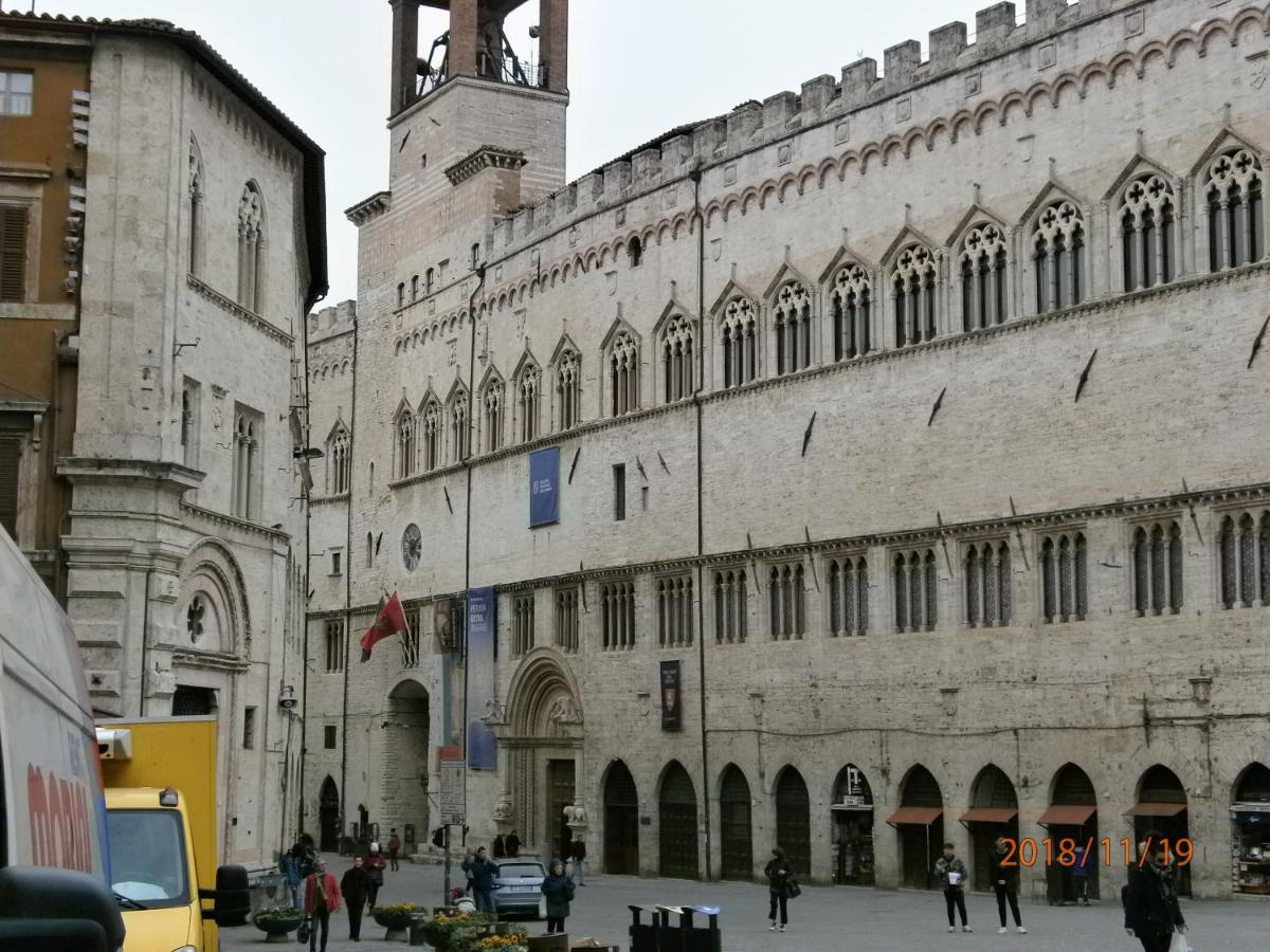 Charming Apartment Tilli With Parking Perugia Exterior foto