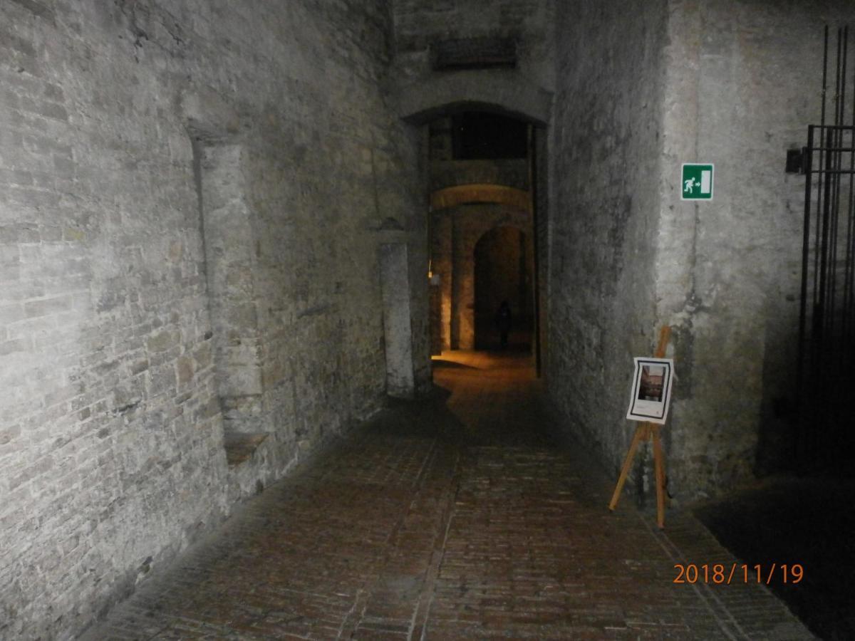 Charming Apartment Tilli With Parking Perugia Exterior foto