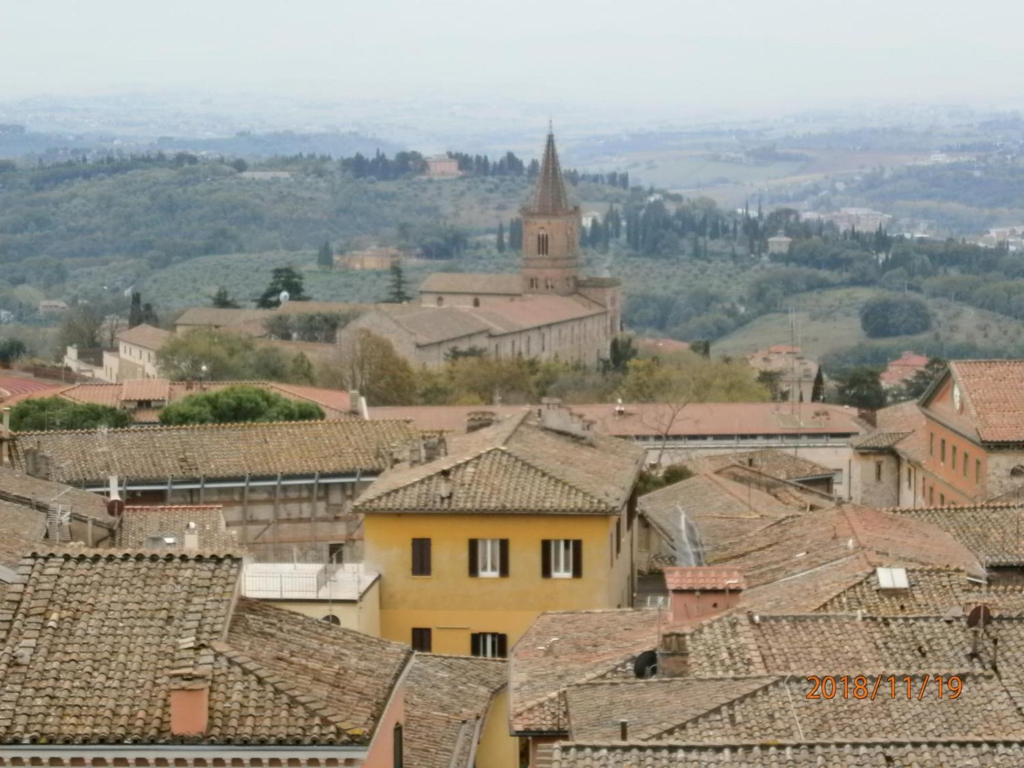 Charming Apartment Tilli With Parking Perugia Exterior foto